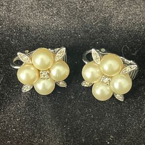 Vintage Marvella Pearl and Rhinestone Clip Earrings Gently Loved